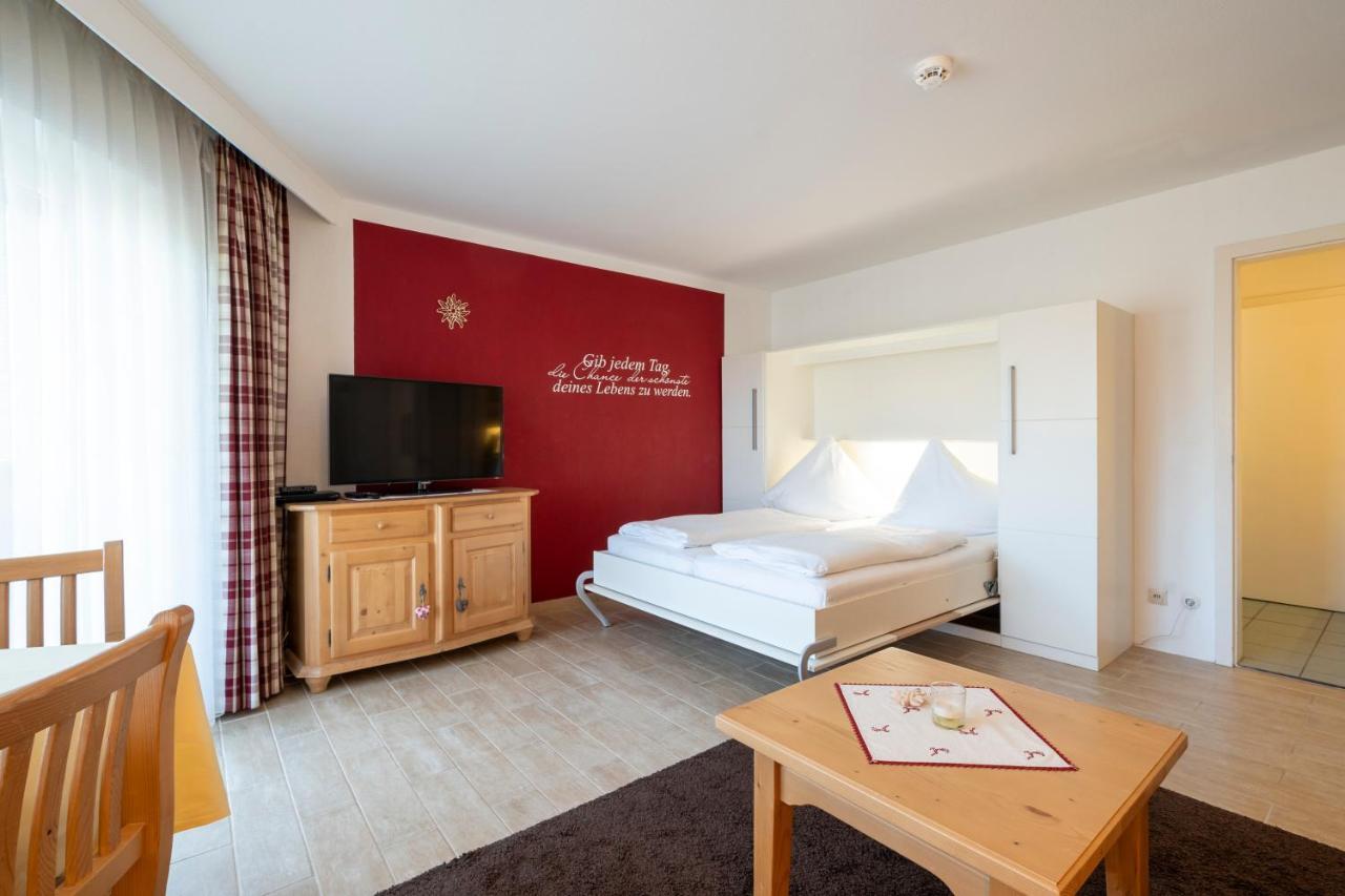 Alpenflair Ferienwohnungen Whg 103 Appartementhaus Nebelhorn Oberstdorf Exteriör bild